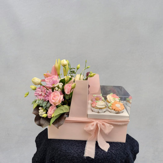 Petals & Sweet Delights Gift Pack